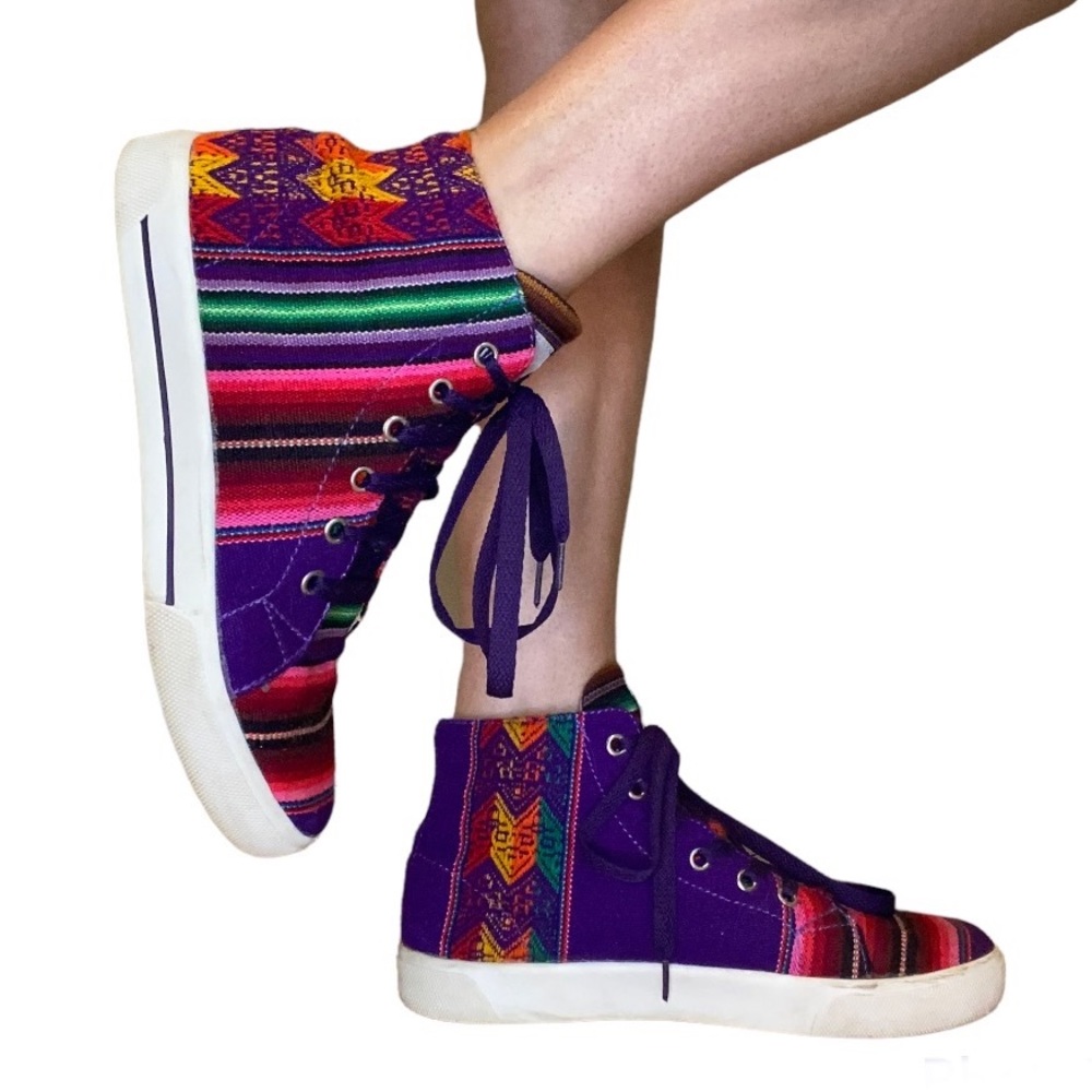 Quilla Crafts Hand Embroidered Colorful Unisex Mid Rise Sneakers
